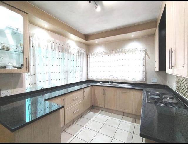 4 BEDROOM HOUSE FOR SALE IN RANDHART